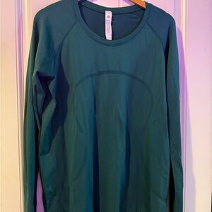 Lululemon Athletica Storm Teal Long Sleeve Top swiftly size 16 hip length